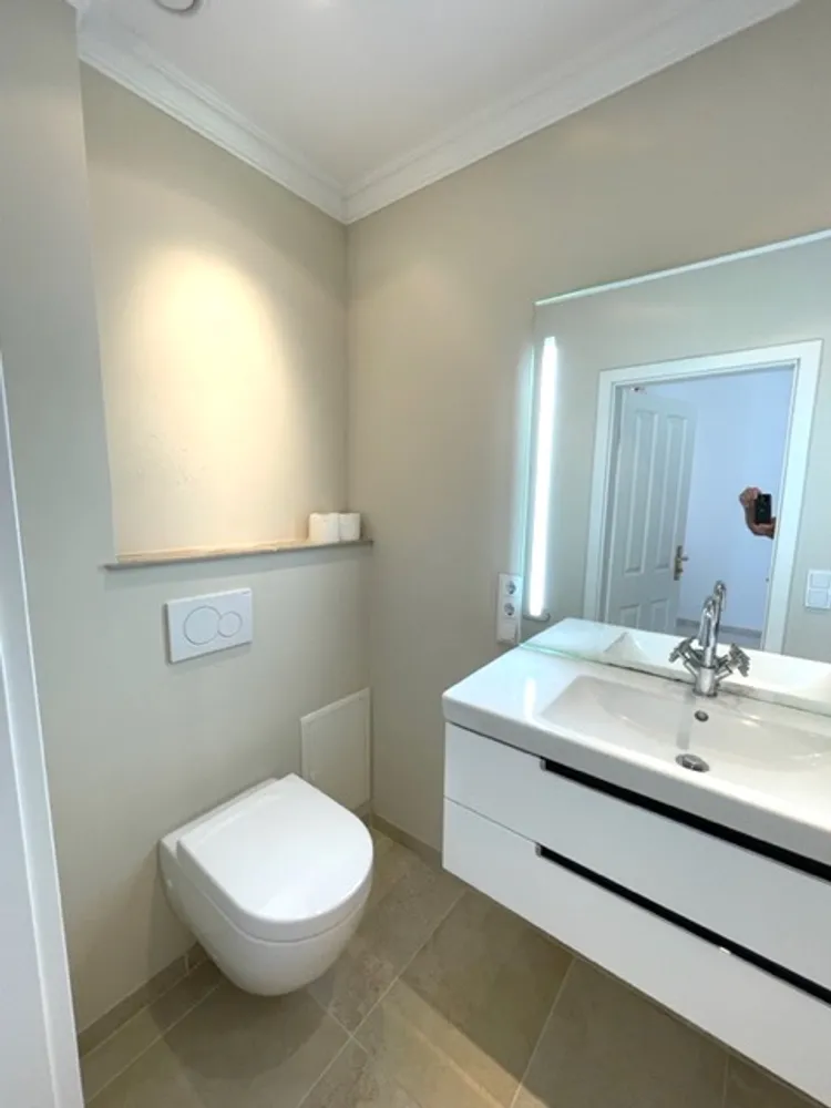 7 Zimmer Wohnung mit 137 m² in Düsseldorf – Bild 10