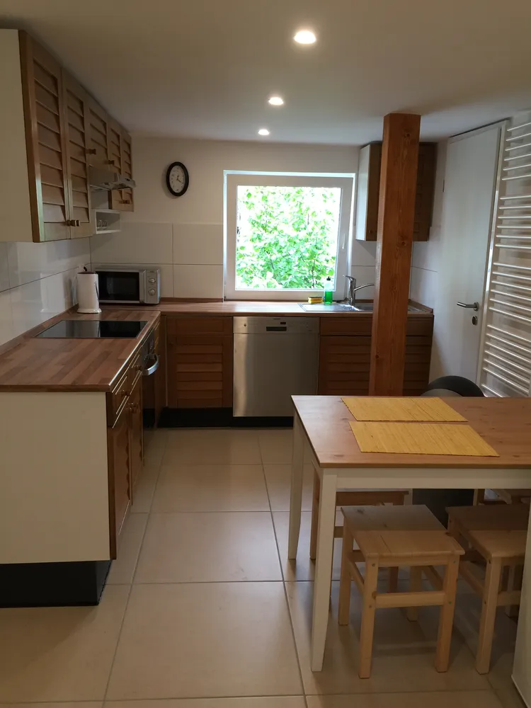 6 Zimmer Wohnung mit 120 m² in Nürnberg – Bild 4