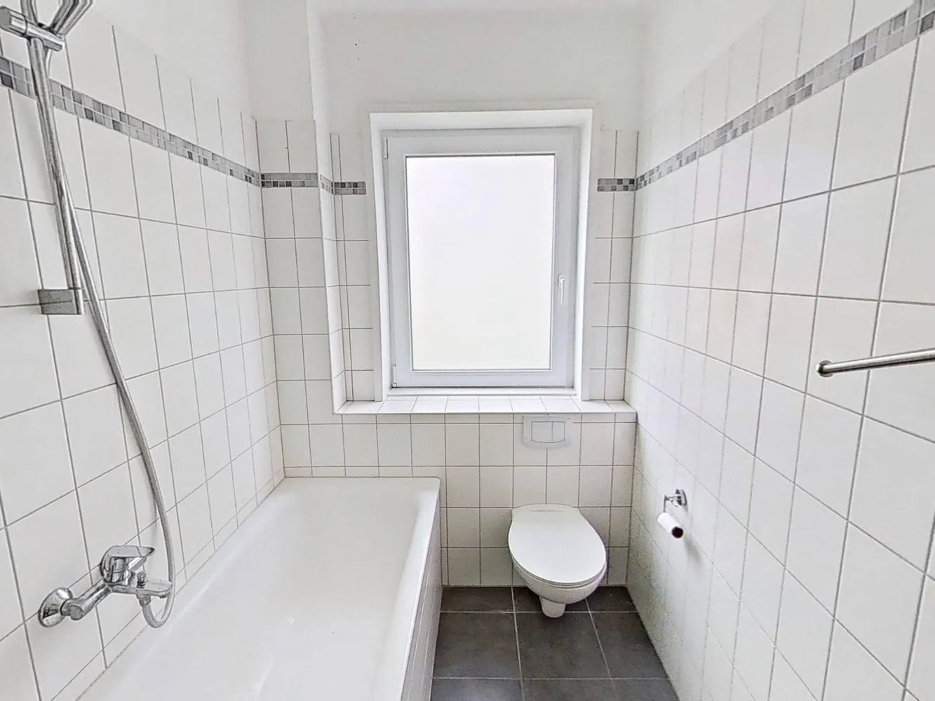 3 Zimmer Wohnung mit 56 m² in Emden – Bild 11