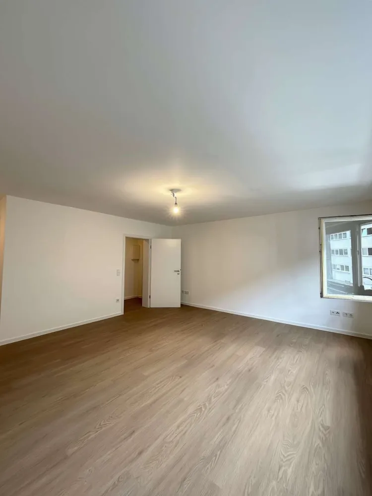 1 Zimmer Wohnung mit 33 m² in Köln – Bild 3