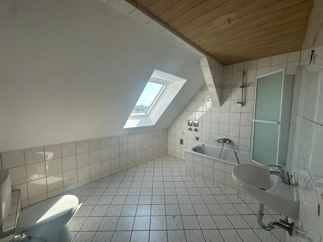 5 Zimmer Wohnung mit 108 m² in Borna – Bild 10