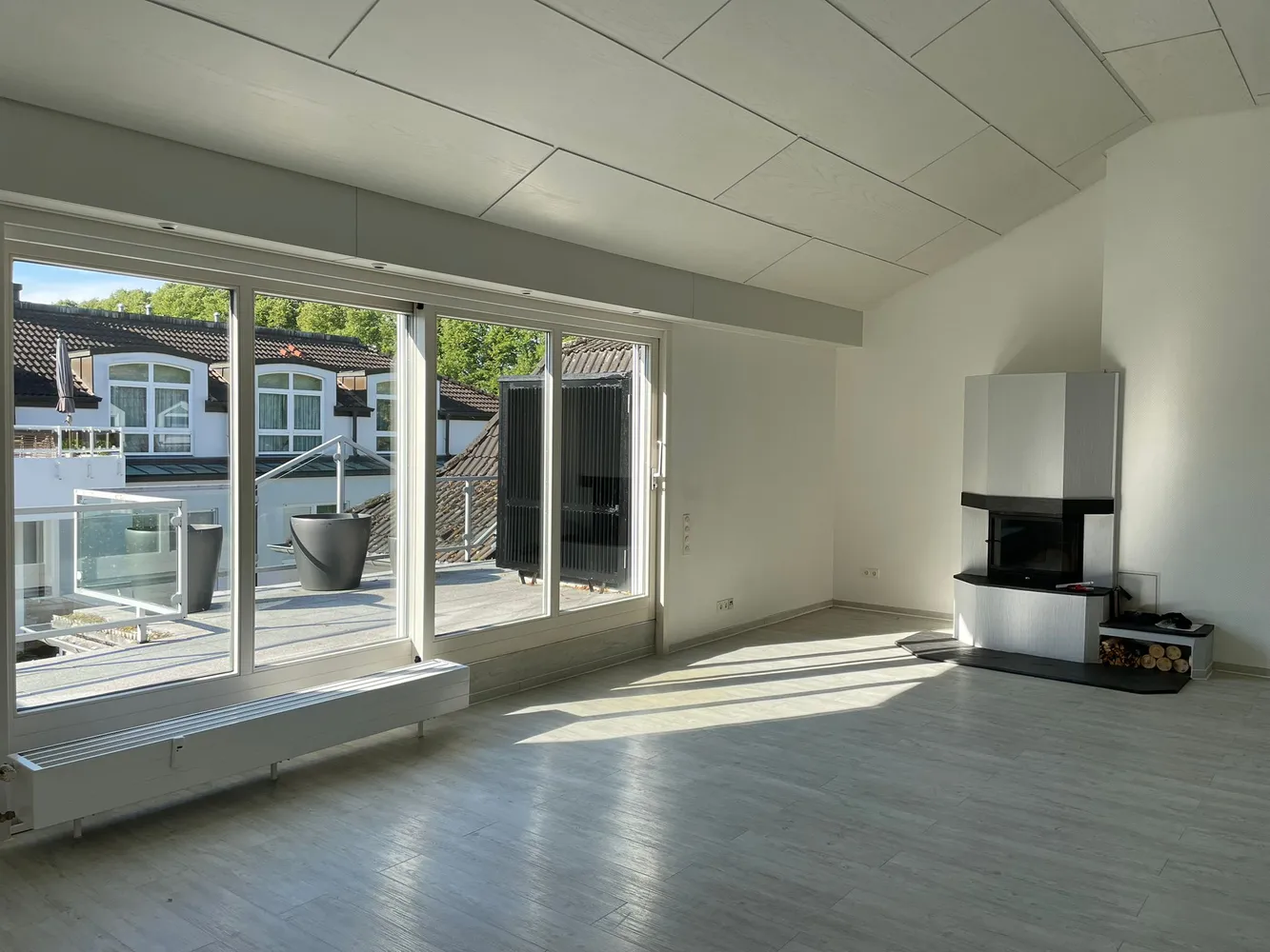 2 Zimmer Wohnung mit 105 m² in Düsseldorf – Bild 8