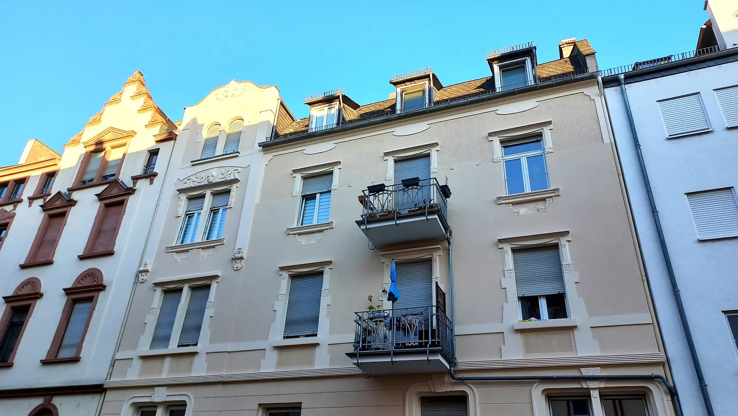 2 Zimmer Wohnung mit 58 m² in Wiesbaden – Bild 7