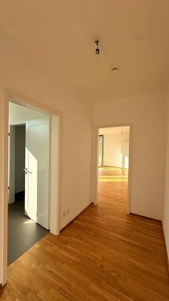 2 Zimmer Wohnung mit 89 m² in Berlin – Bild 6