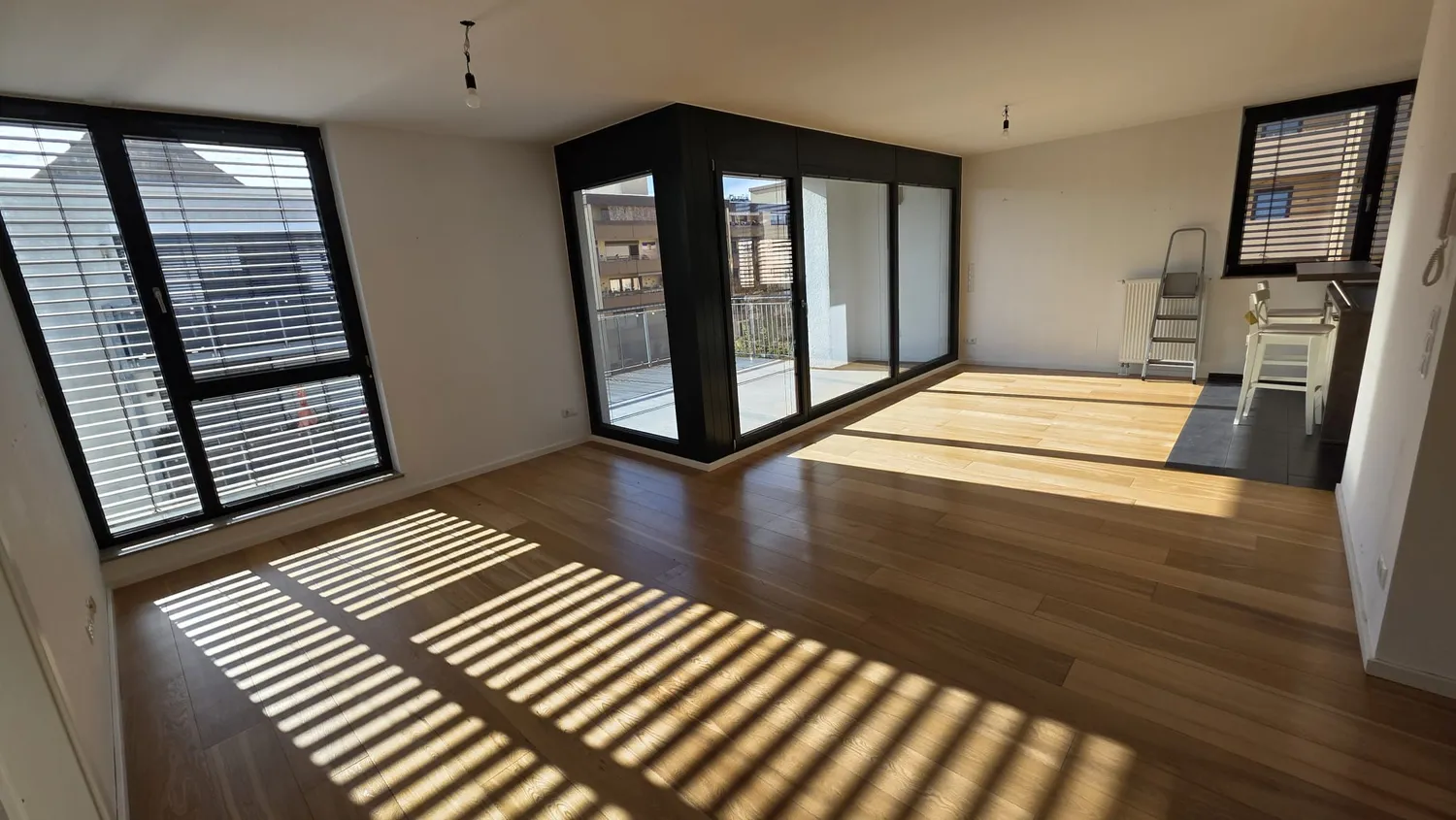 4 Zimmer Wohnung mit 127 m² in Mannheim – Bild 1