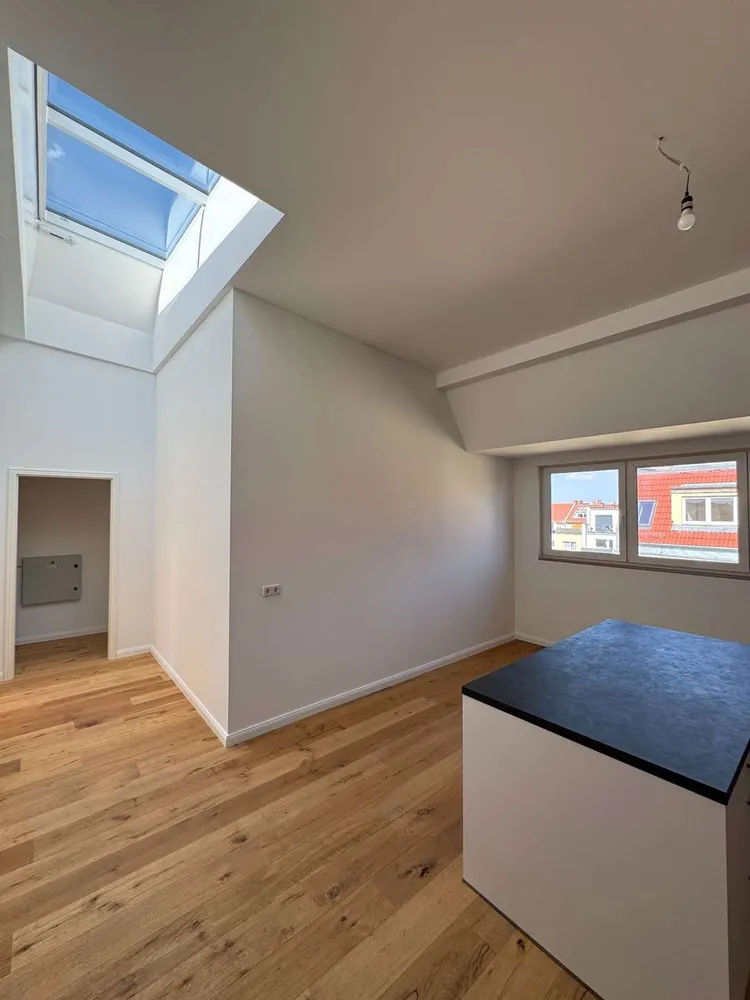 6 Zimmer Wohnung mit 201 m² in Berlin – Bild 4