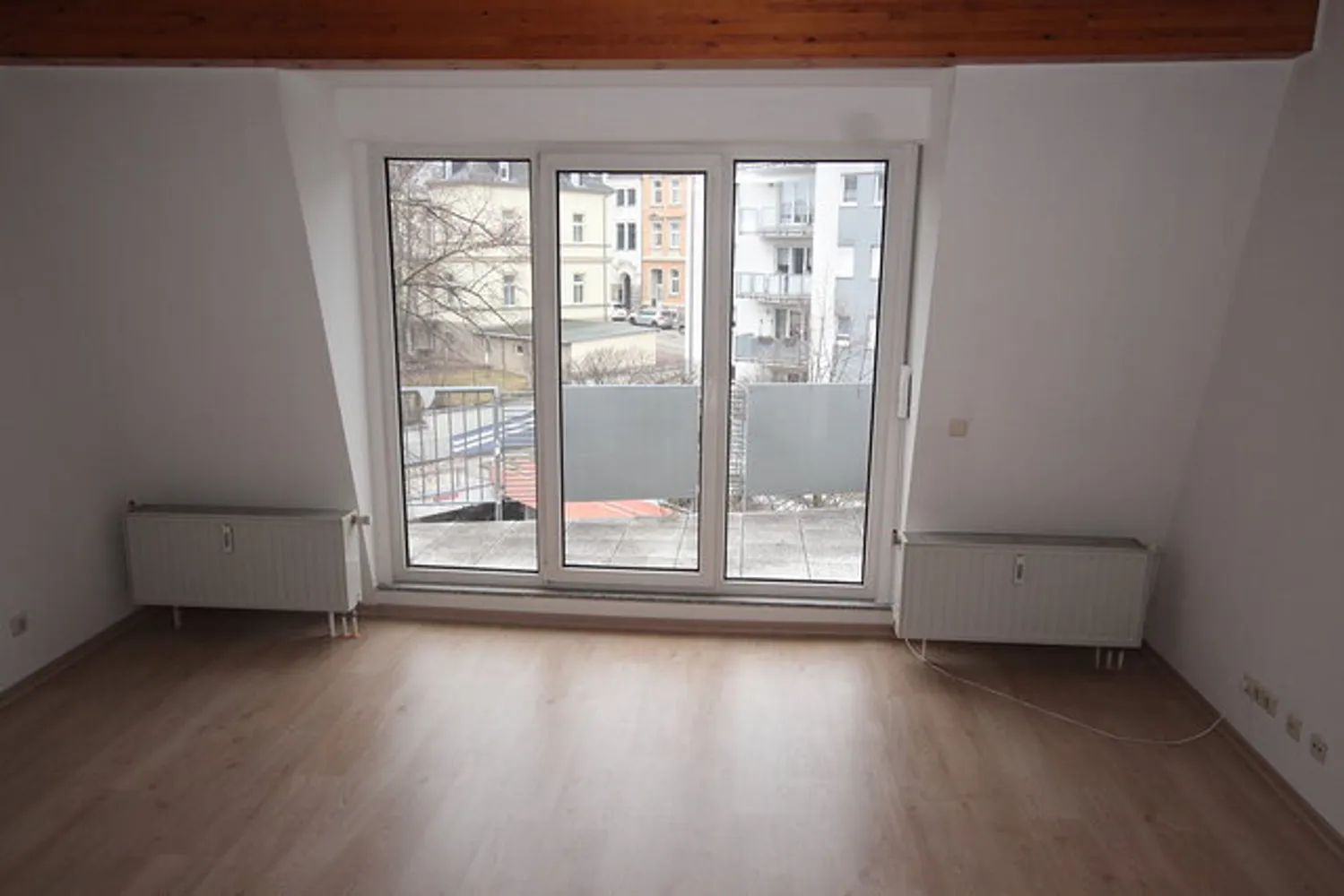 4 Zimmer Wohnung mit 127 m² in Plauen – Bild 11