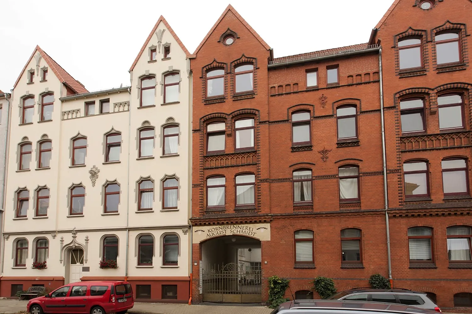 4 Zimmer Wohnung mit 115 m² in Hannover – Bild 1