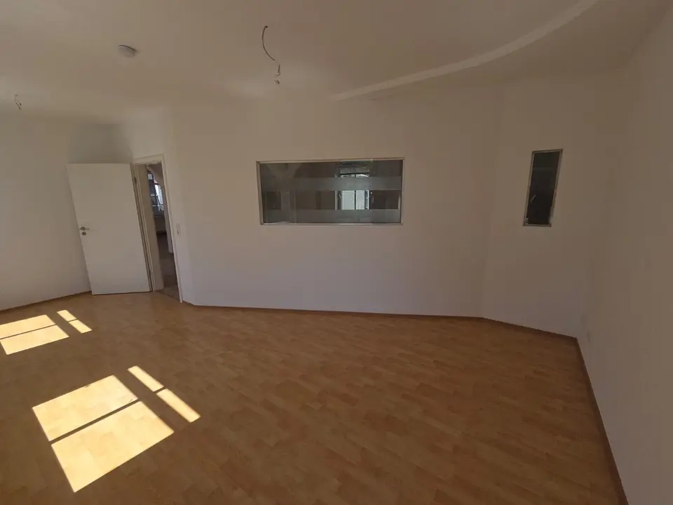 3 Zimmer Wohnung mit 137 m² in Sonneberg – Bild 7