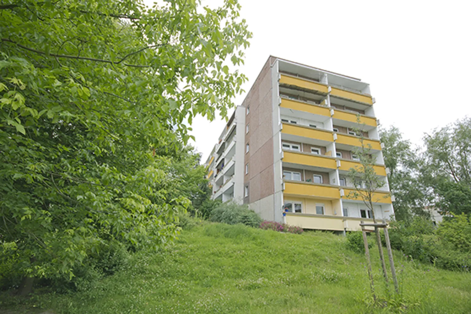 2 Zimmer Wohnung mit 47 m² in Halle (Saale) – Bild 3