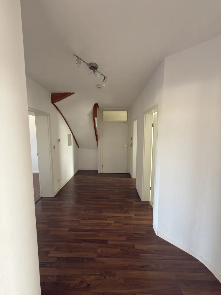 3 Zimmer Wohnung mit 60 m² in Frankfurt am Main – Bild 2