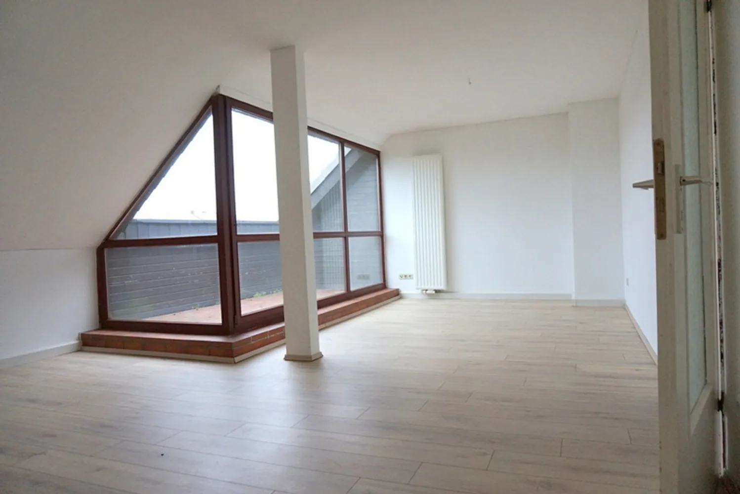 2 Zimmer Wohnung mit 70 m² in Köln – Bild 1