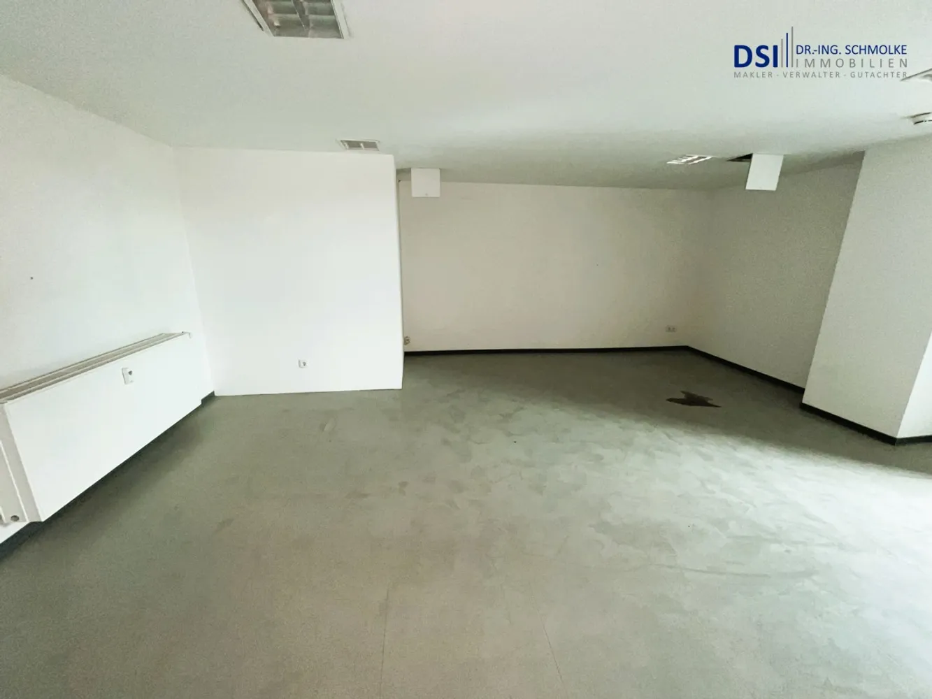 1 Zimmer Wohnung mit 200 m² in Köln – Bild 11