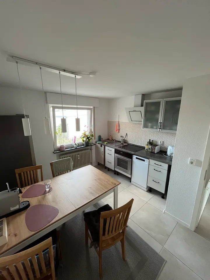 2 Zimmer Wohnung mit 43 m² in Karlsruhe – Bild 2