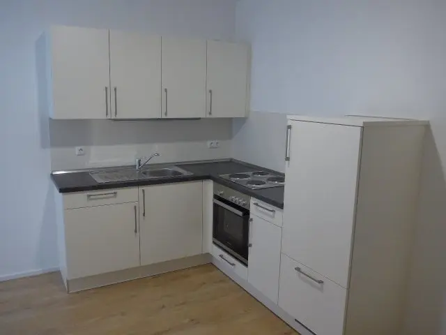 4 Zimmer Wohnung mit 95 m² in Augsburg – Bild 2