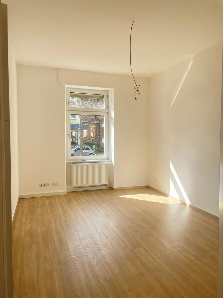 4 Zimmer Wohnung mit 93 m² in Hanau – Bild 2