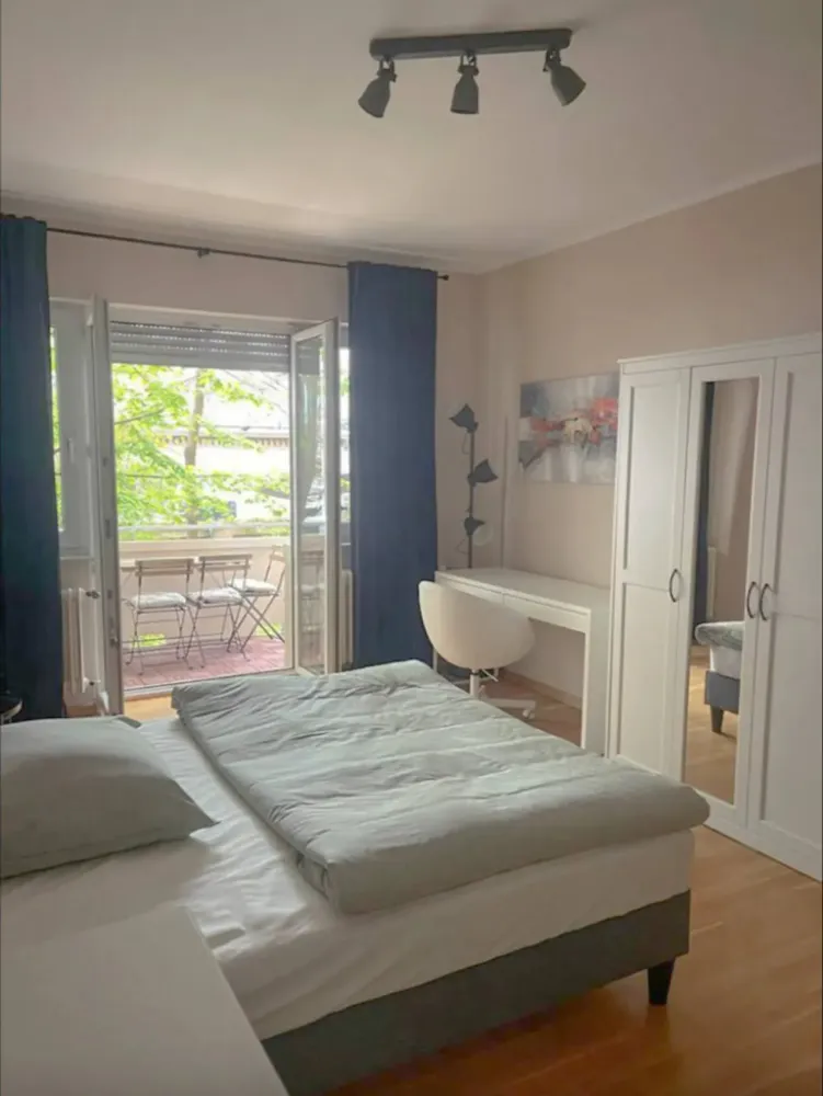 WG-Zimmer mit 30 m² in Frankfurt am Main – Bild 2