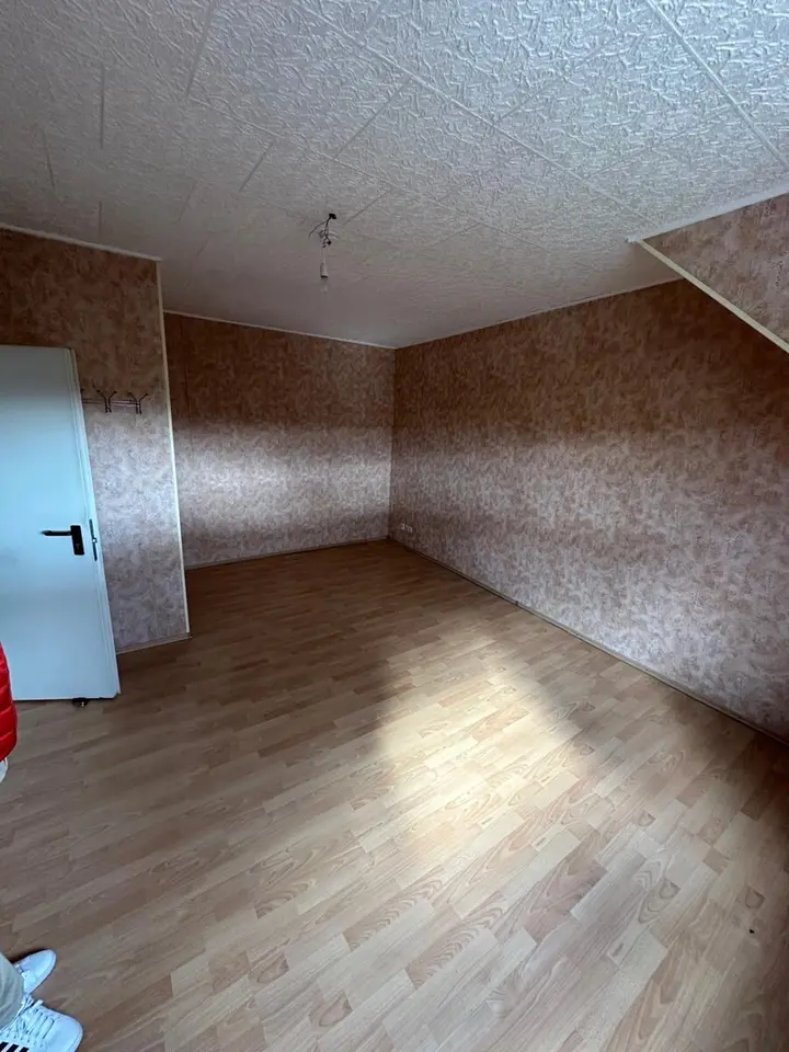 4 Zimmer Wohnung mit 128 m² in Saarbrücken – Bild 2