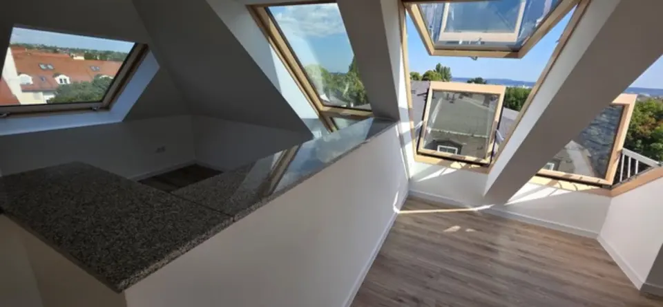 4 Zimmer Wohnung mit 120 m² in Dresden – Bild 2