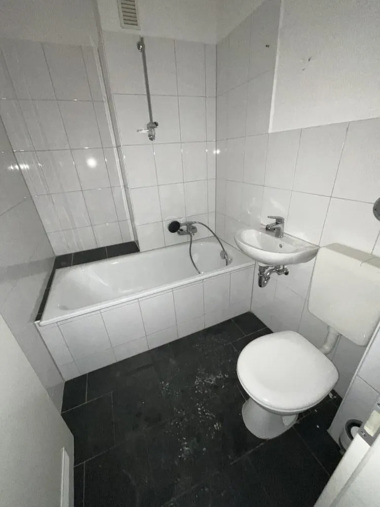 4 Zimmer Wohnung mit 56 m² in Duisburg – Bild 7