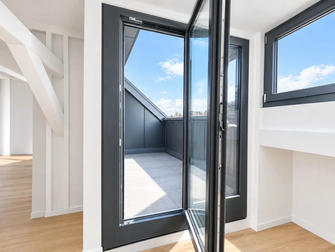 3 Zimmer Wohnung mit 90 m² in Berlin – Bild 1