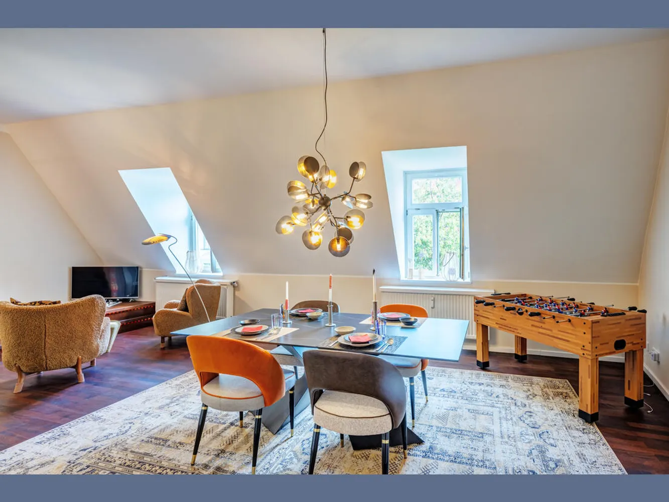 3 Zimmer Wohnung mit 120 m² in München – Bild 1
