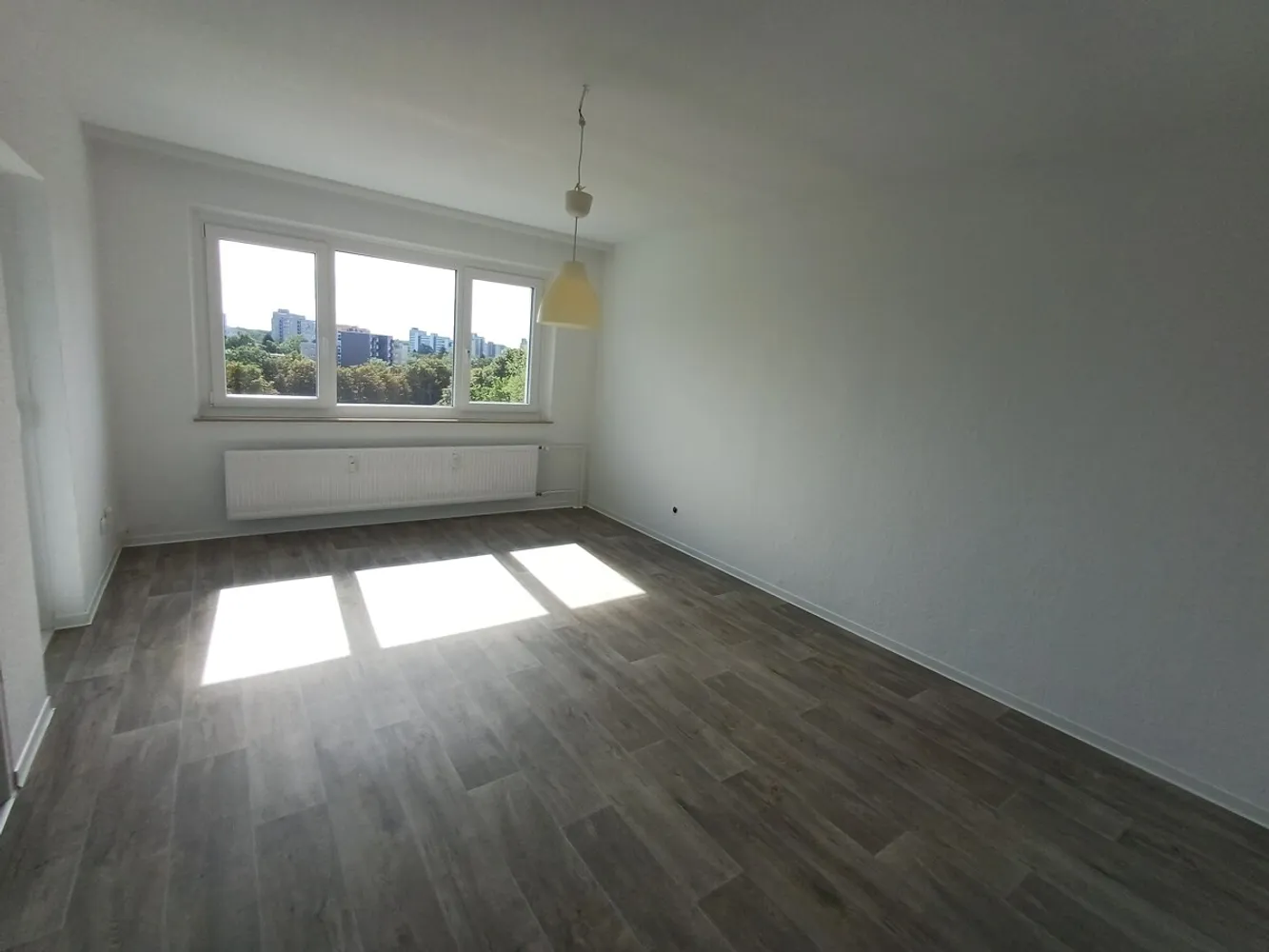 2 Zimmer Wohnung mit 60 m² in Kiel – Bild 2