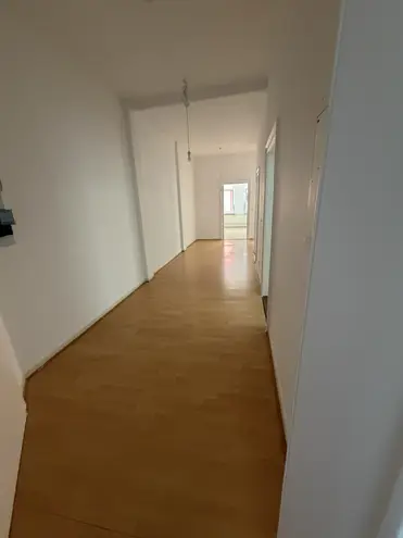 4 Zimmer Wohnung mit 105 m² in Hannover – Bild 1