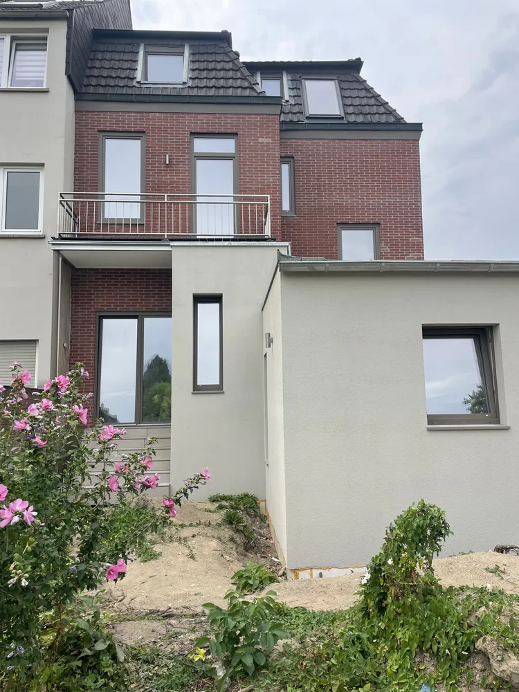 2 Zimmer Wohnung mit 75 m² in Krefeld – Bild 1
