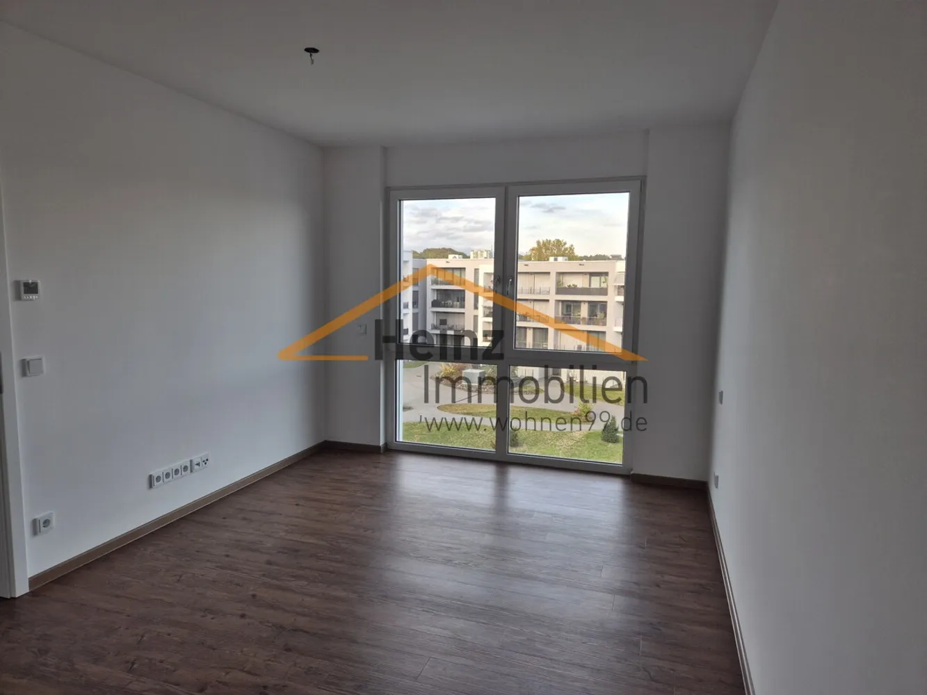 2 Zimmer Wohnung mit 98 m² in Bergisch Gladbach – Bild 2
