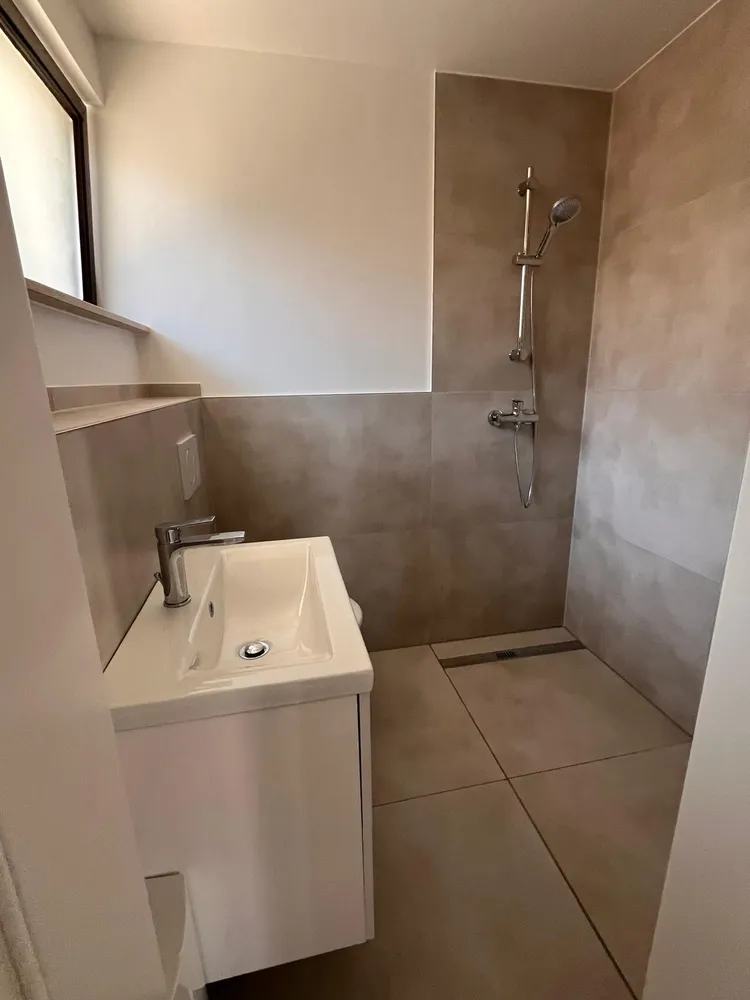 2 Zimmer Wohnung mit 55 m² in Köln – Bild 2