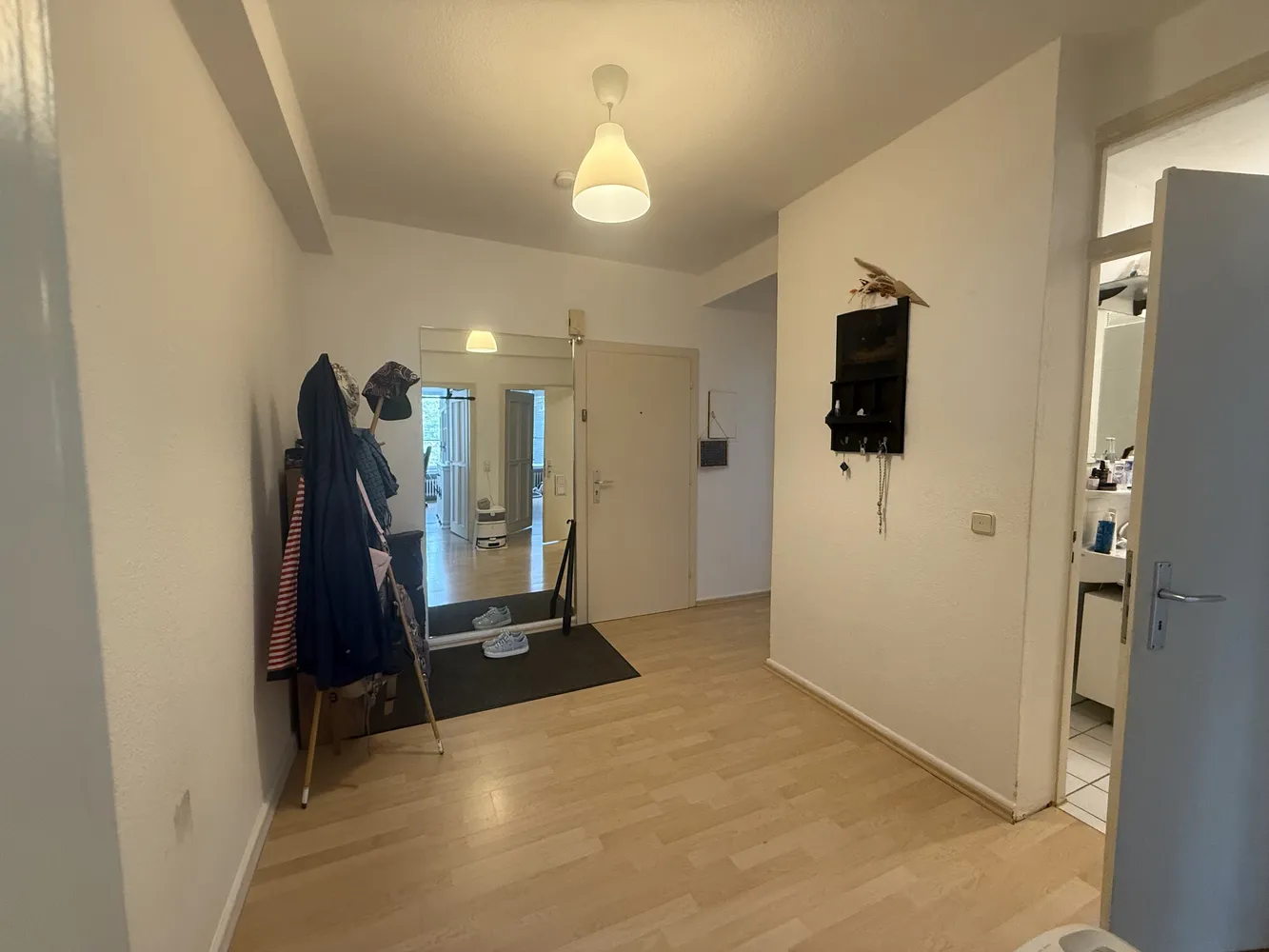 2 Zimmer Wohnung mit 82 m² in Düsseldorf – Bild 1