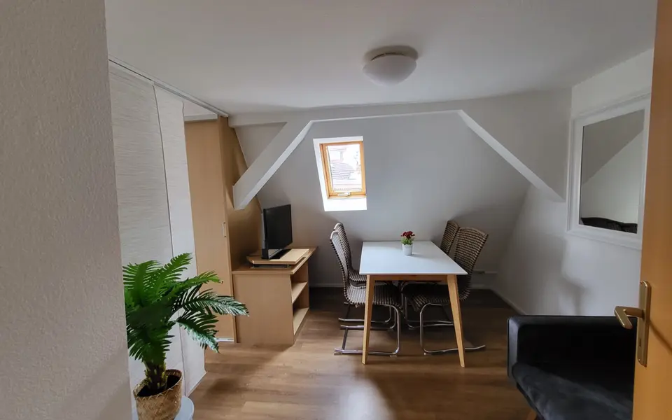 WG-Zimmer mit 40 m² in Stuttgart – Bild 1