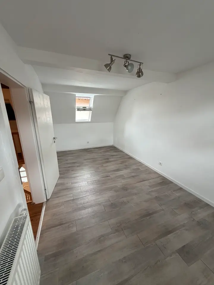 3 Zimmer Haus mit 95 m² in Würzburg – Bild 9