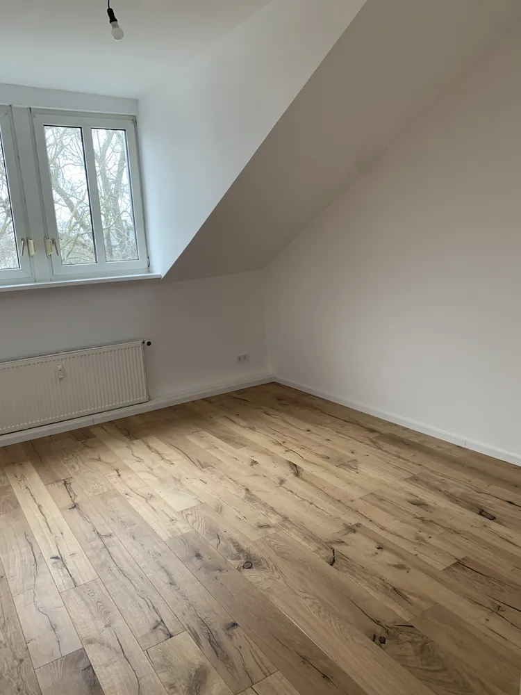 4 Zimmer Wohnung mit 93 m² in Frankfurt am Main – Bild 9