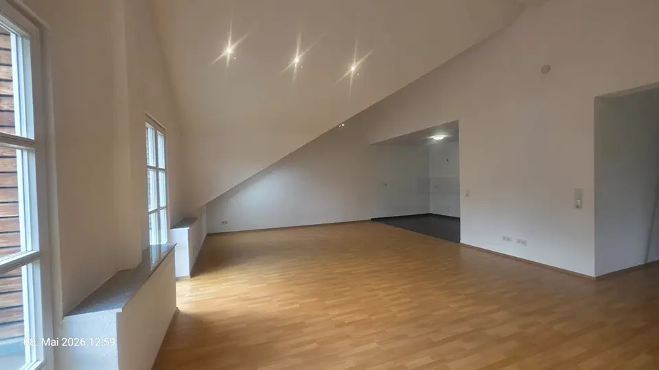 3 Zimmer Wohnung mit 88 m² in Saarbrücken – Bild 1
