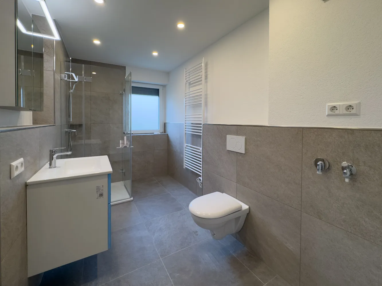 3 room apartment with 90 m² in Stuttgart – Photo 3