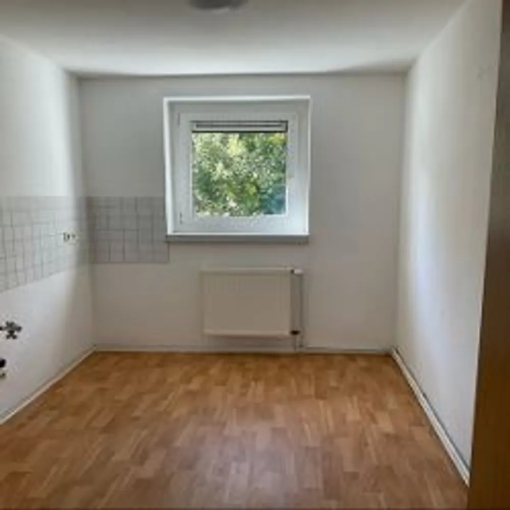 3 Zimmer Wohnung mit 63 m² in Halle (Saale) – Bild 6