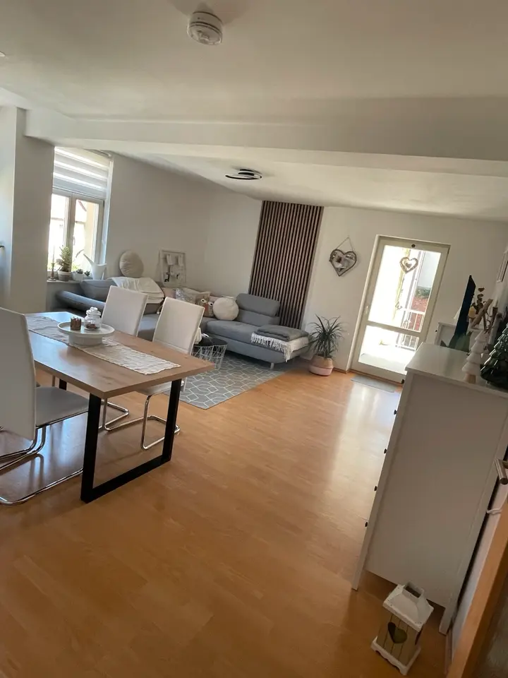3 Zimmer Wohnung mit 70 m² in Sangerhausen – Bild 1