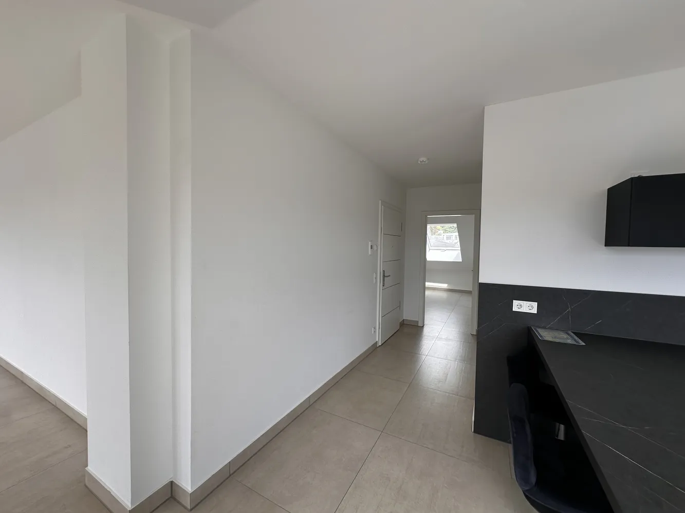 3 Zimmer Wohnung mit 94 m² in Düsseldorf – Bild 10