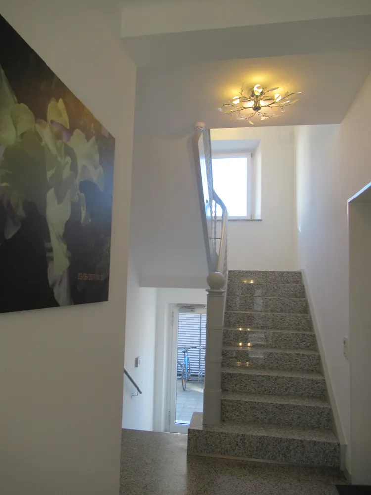 2 room apartment with 65 m² in Augsburg – Photo 6