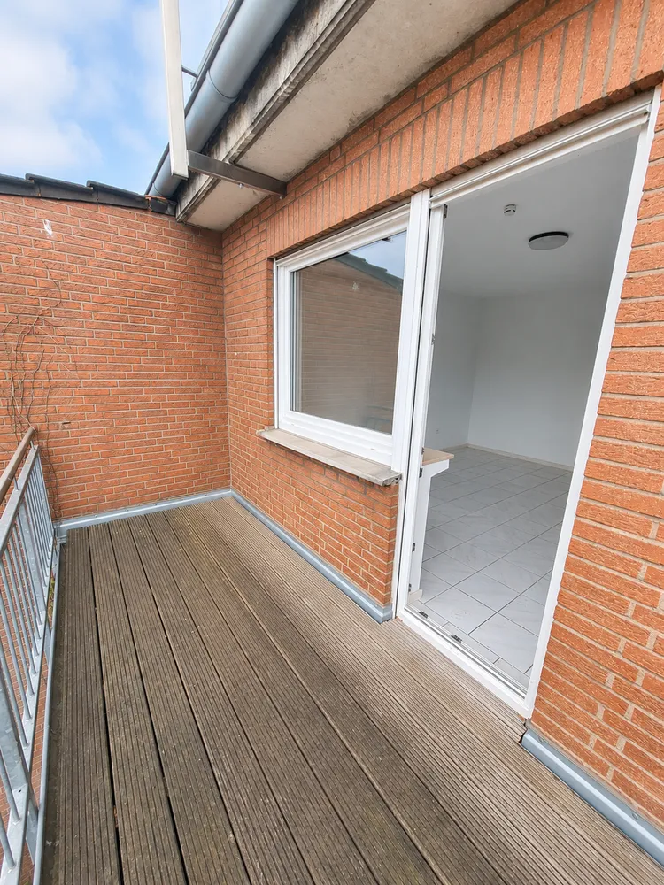 3 Zimmer Wohnung mit 90 m² in Köln – Bild 3
