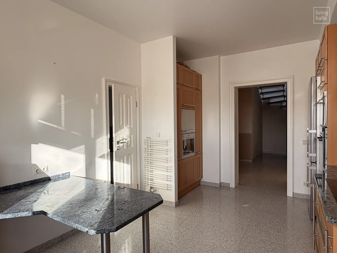 7 Zimmer Wohnung mit 280 m² in Halle (Saale) – Bild 6
