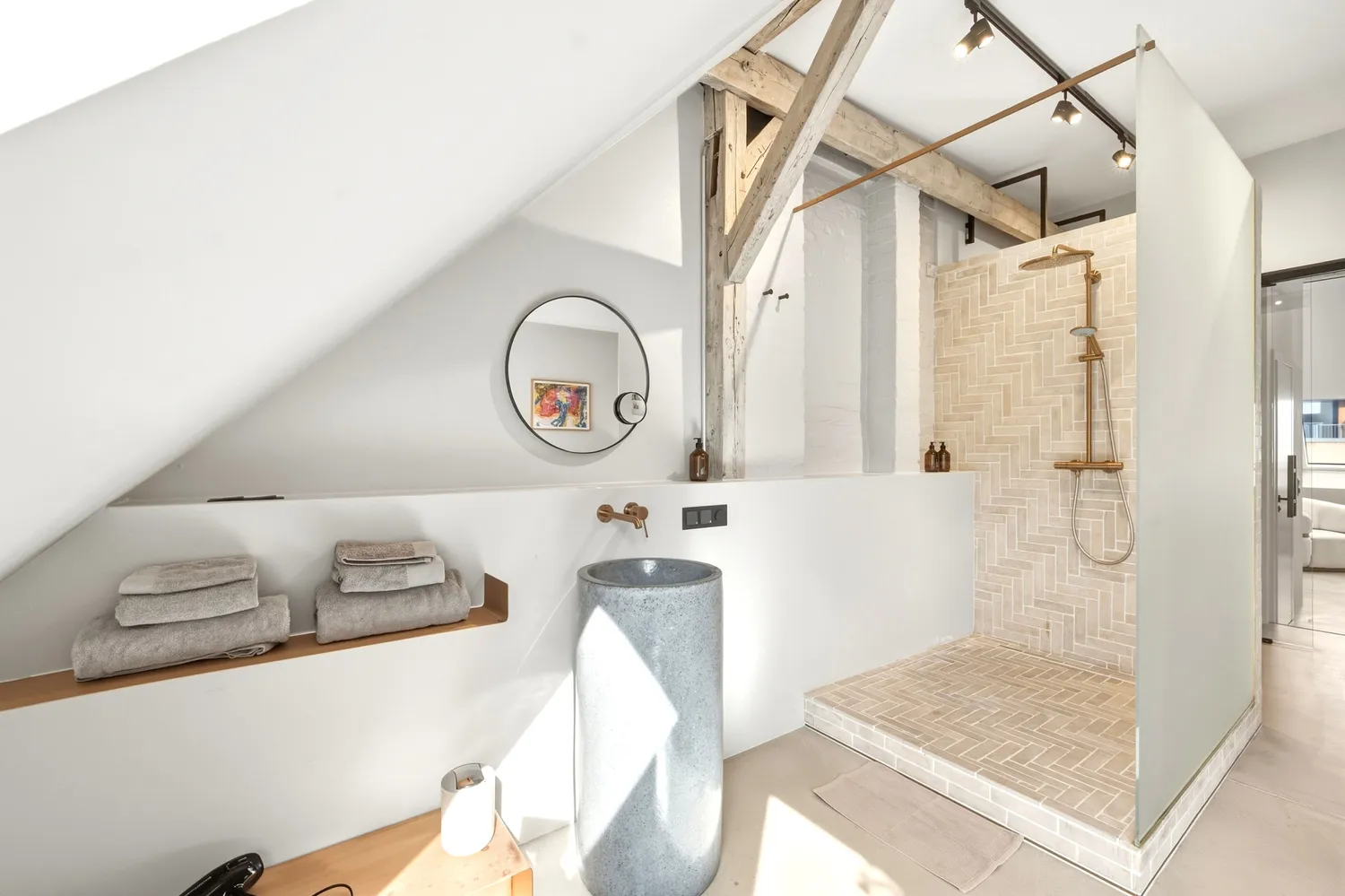 4 Zimmer Wohnung mit 138 m² in Berlin – Bild 2