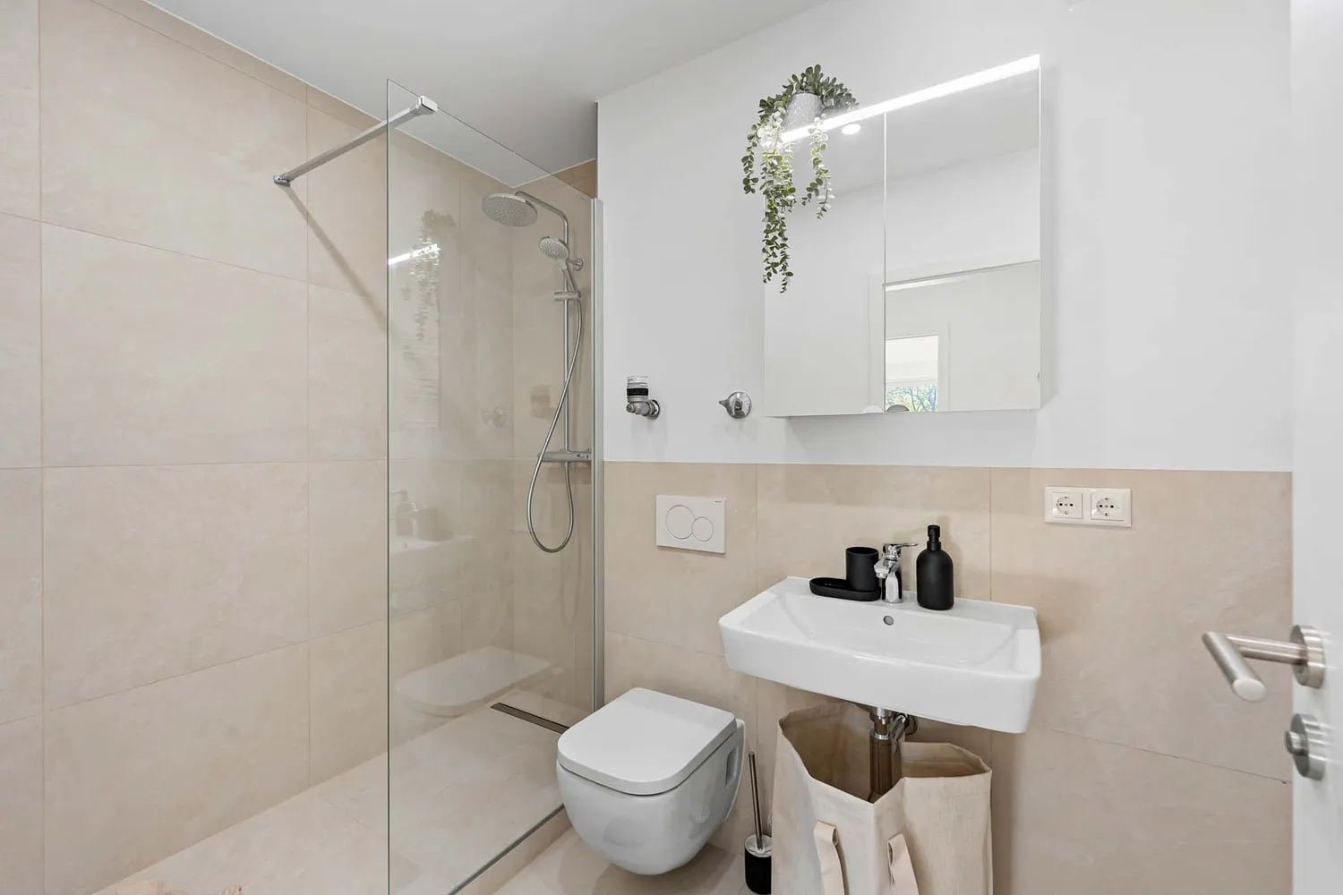 WG-Zimmer mit 10 m² in München – Bild 3