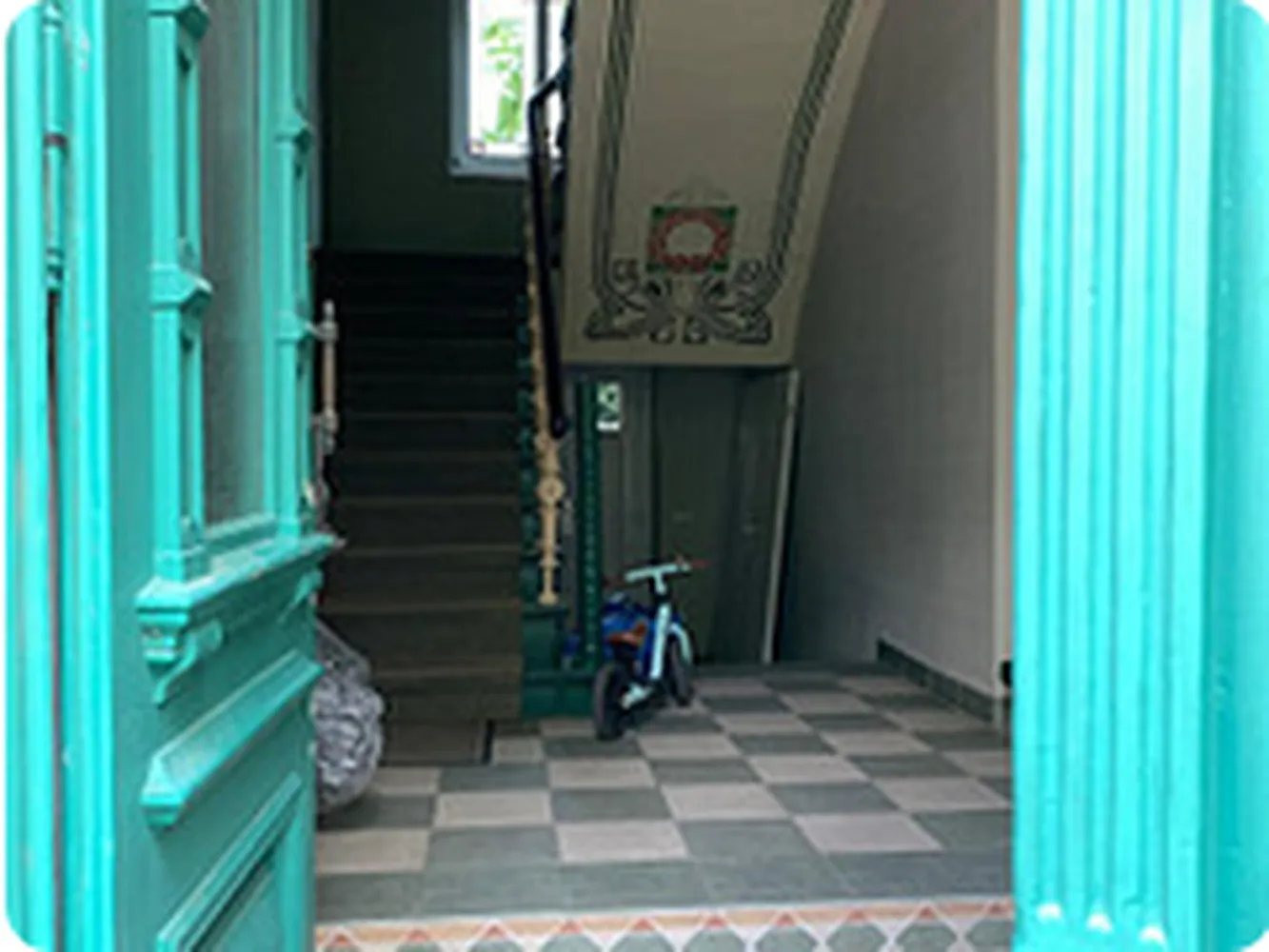 5 Zimmer Wohnung mit 140 m² in Halle (Saale) – Bild 2