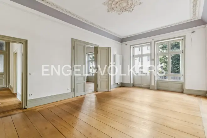 5 room apartment with 181 m² in Frankfurt am Main – Photo 1