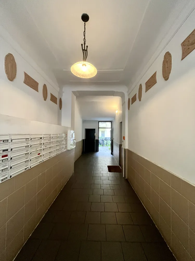 2 Zimmer Wohnung mit 61 m² in Berlin – Bild 3