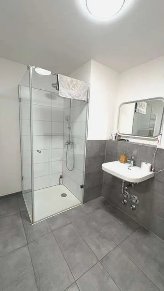 2 room apartment with 65 m² in Cologne – Photo 3