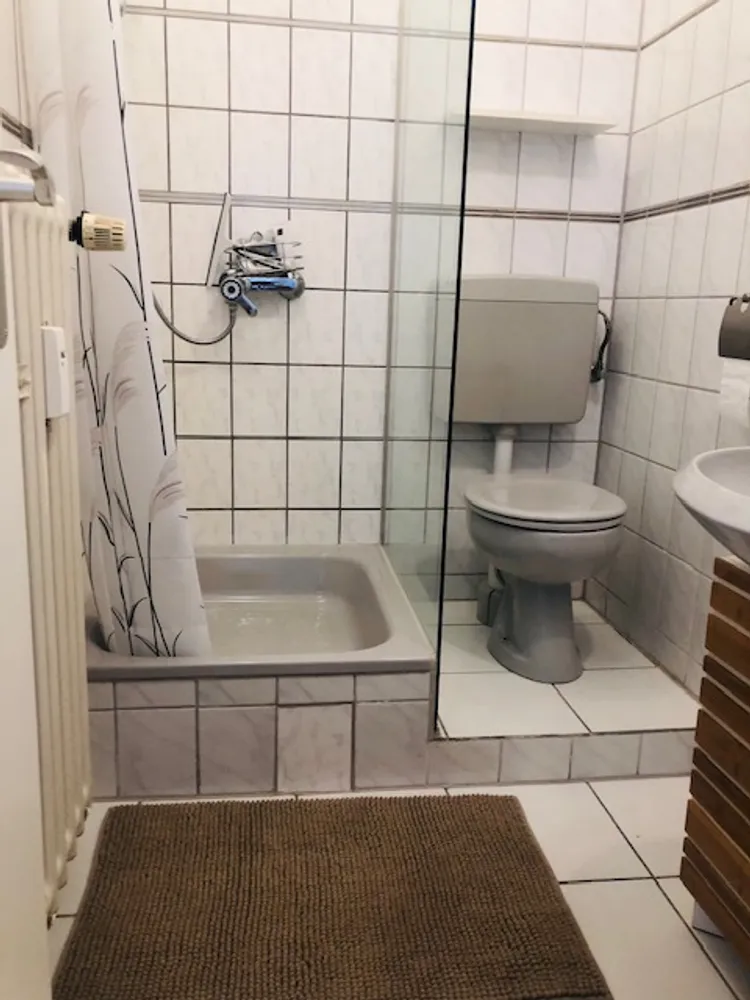 2 Zimmer Wohnung mit 30 m² in Köln – Bild 9
